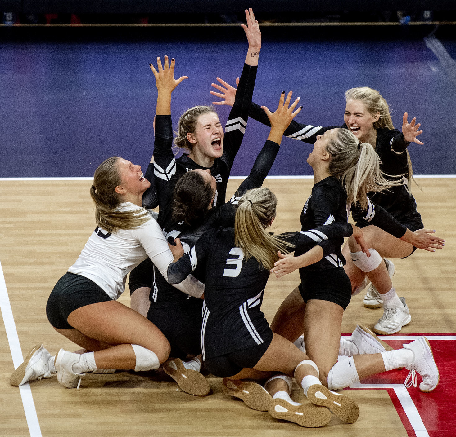 Omaha Skutt vs. Omaha Duchesne, 11.9